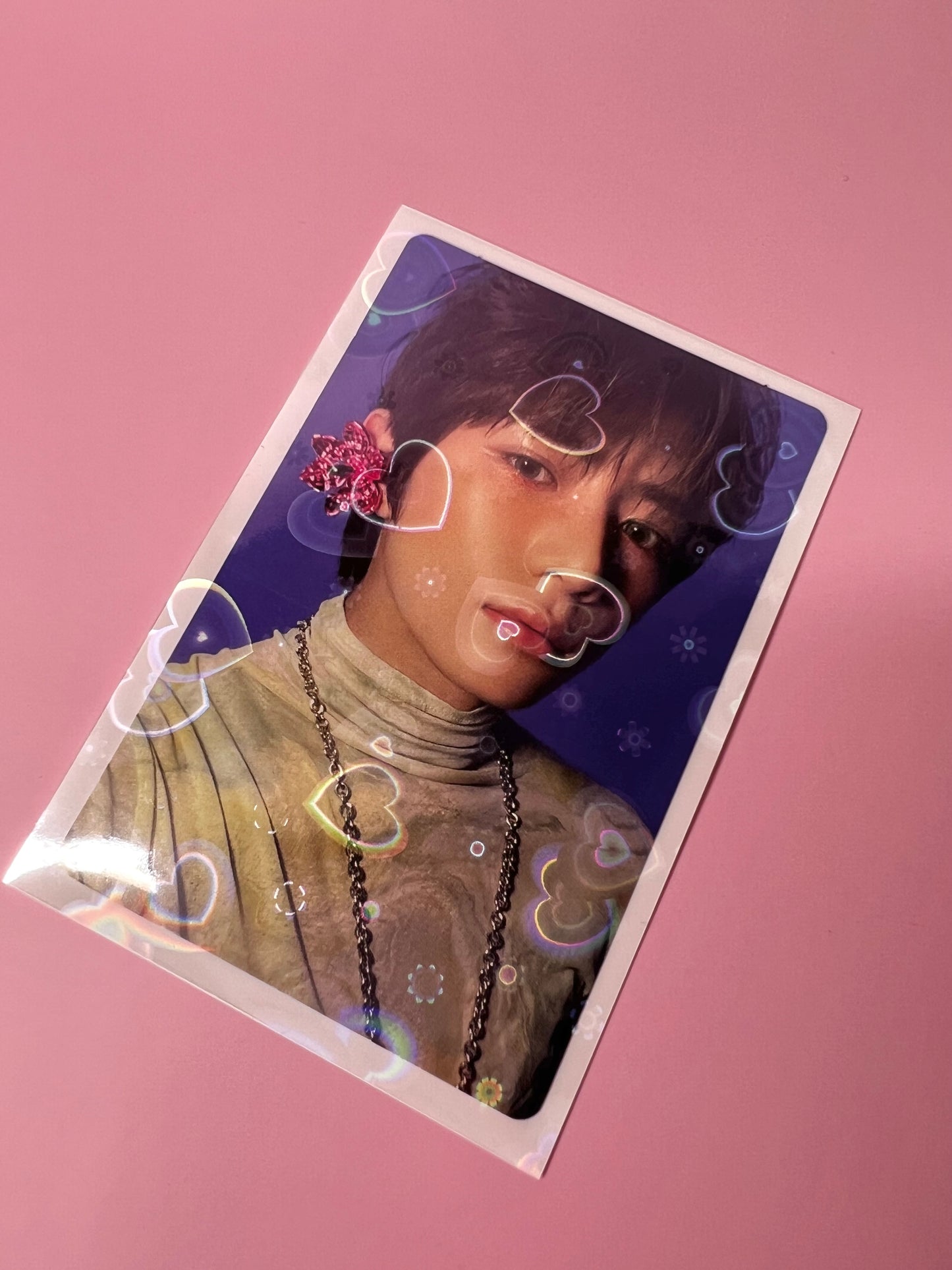 White - Heart Links • Holographic Photo card Sleeves