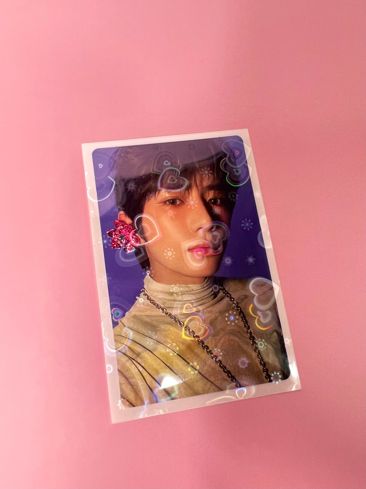 White - Heart Links • Holographic Photo card Sleeves