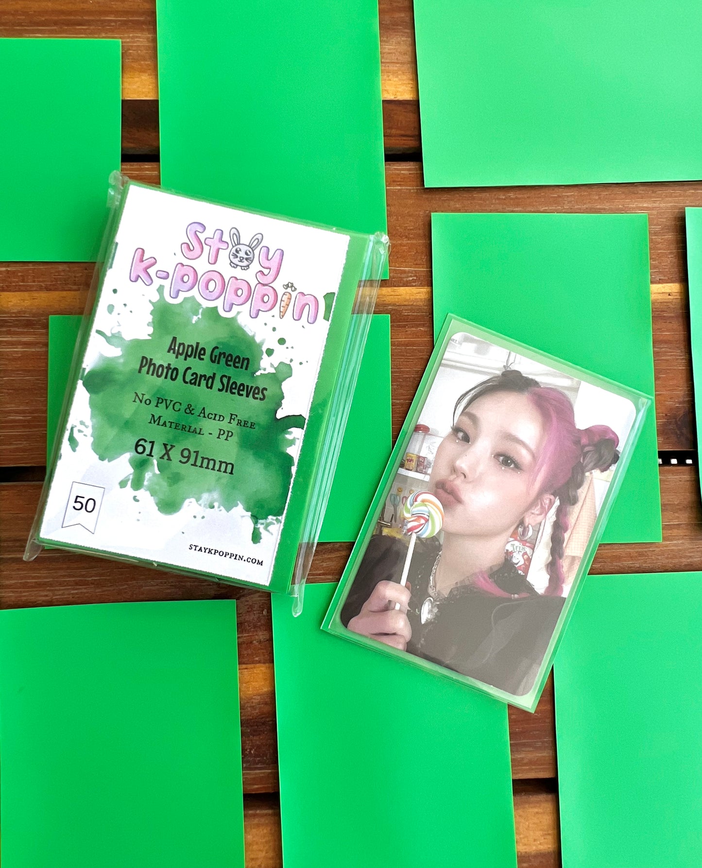 Apple Green Colored Photo card sleeves (61x91)